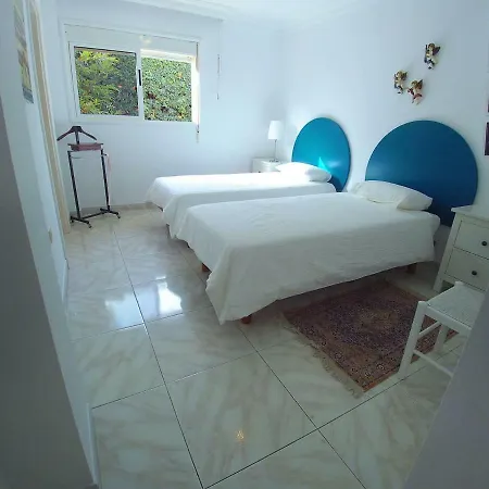 Holiday home Primavera, Heatable Pool, Bbq, Free Wifi